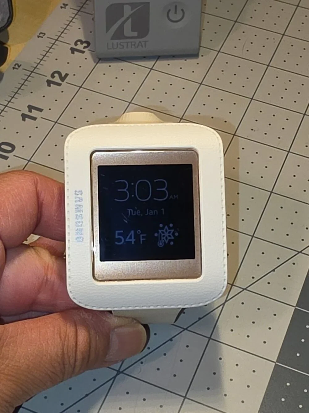 Original Samsung Galaxy Gear (SM‑V700) in Rose Gold